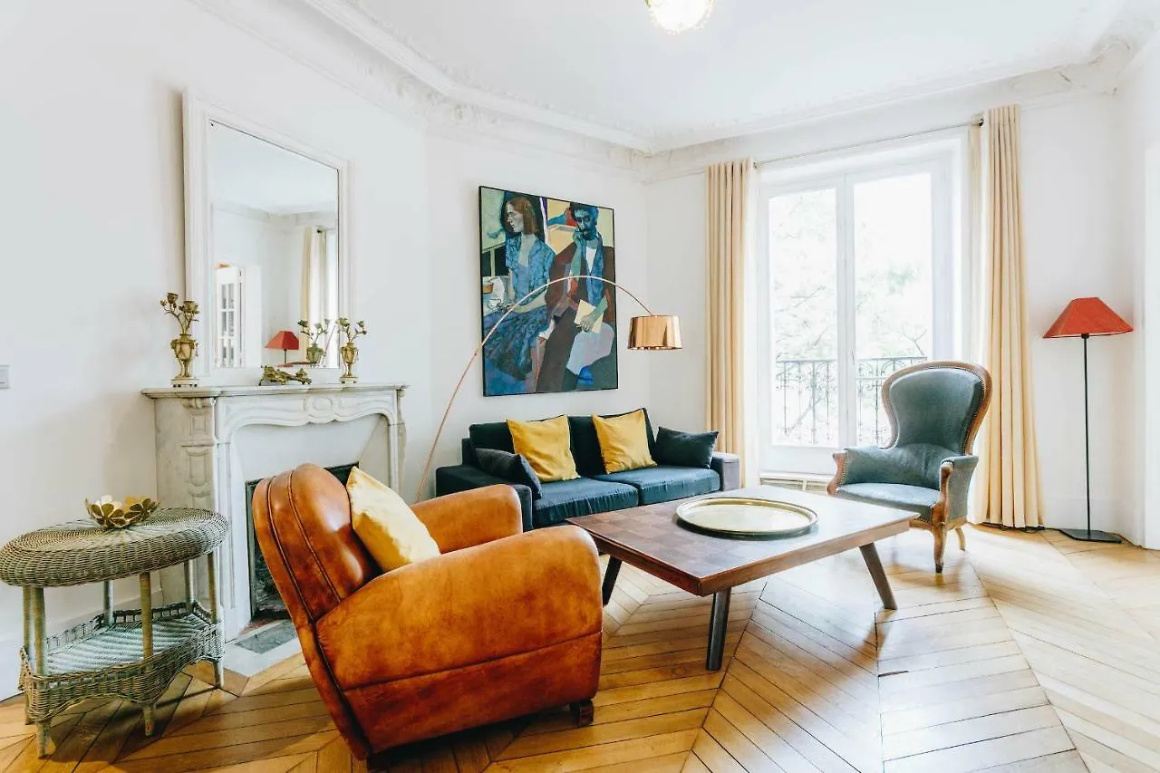Private Apartment - Eiffel Tower - Ecole Militaire